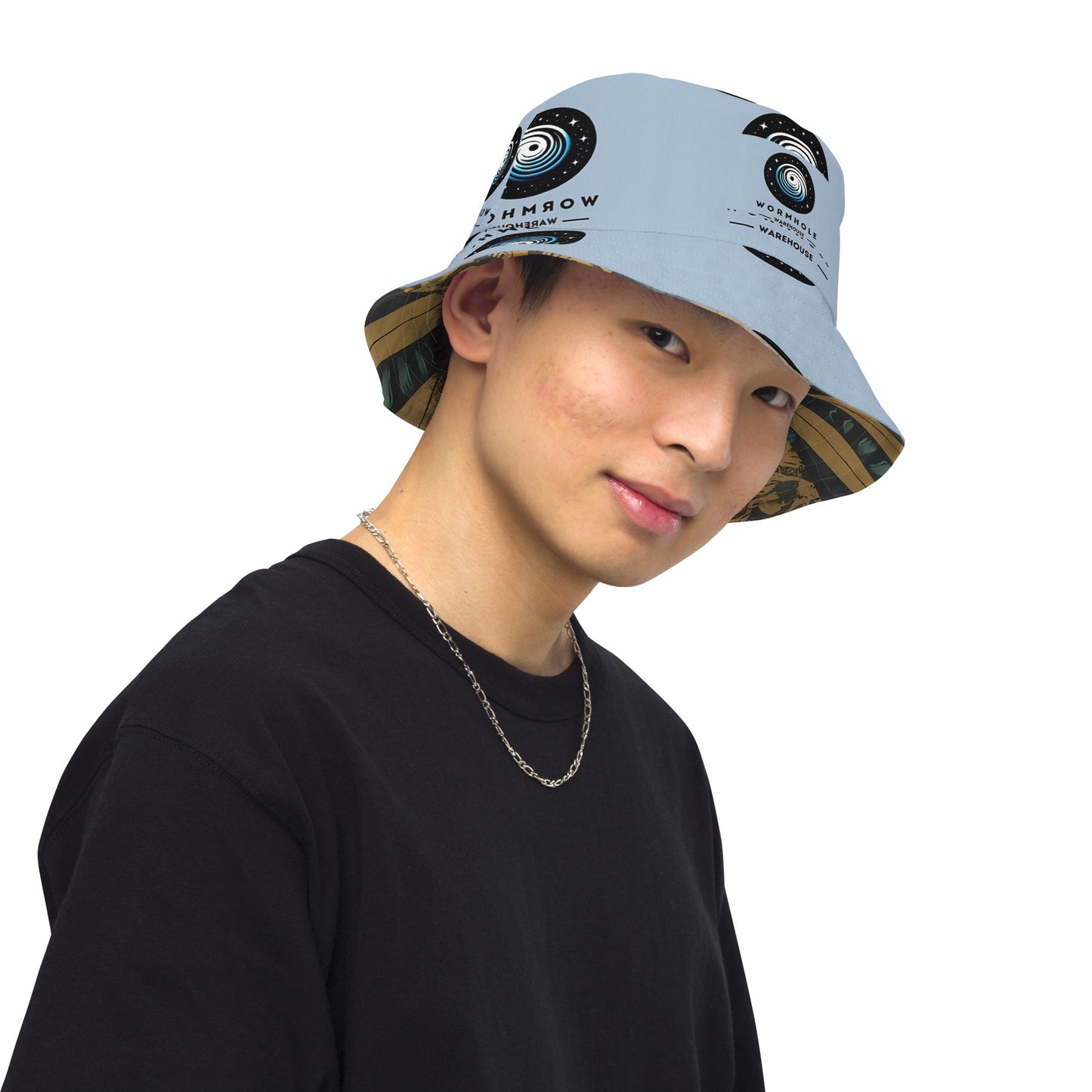 Flipside Fashionista: Reversible Look Bucket Hat