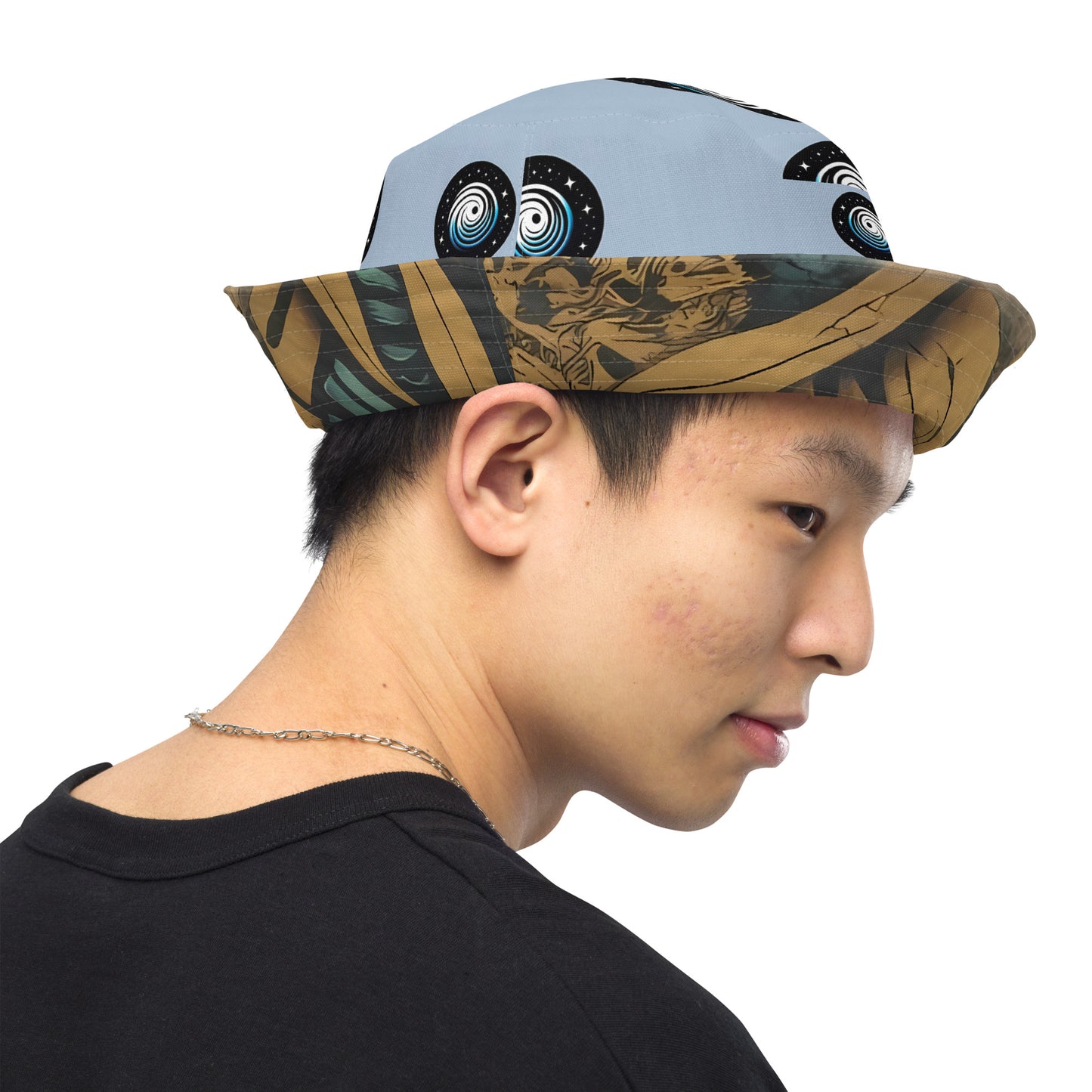 Flipside Fashionista: Reversible Look Bucket Hat