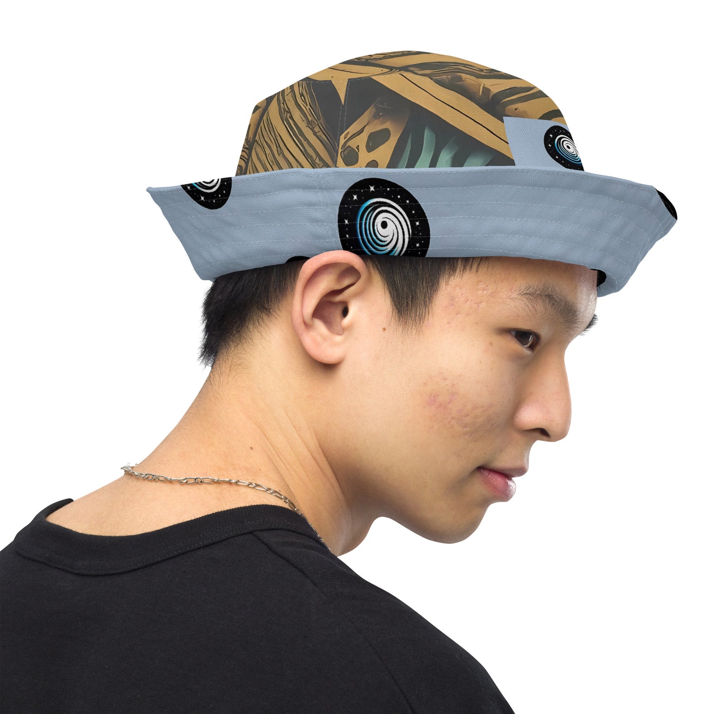 Flipside Fashionista: Reversible Look Bucket Hat